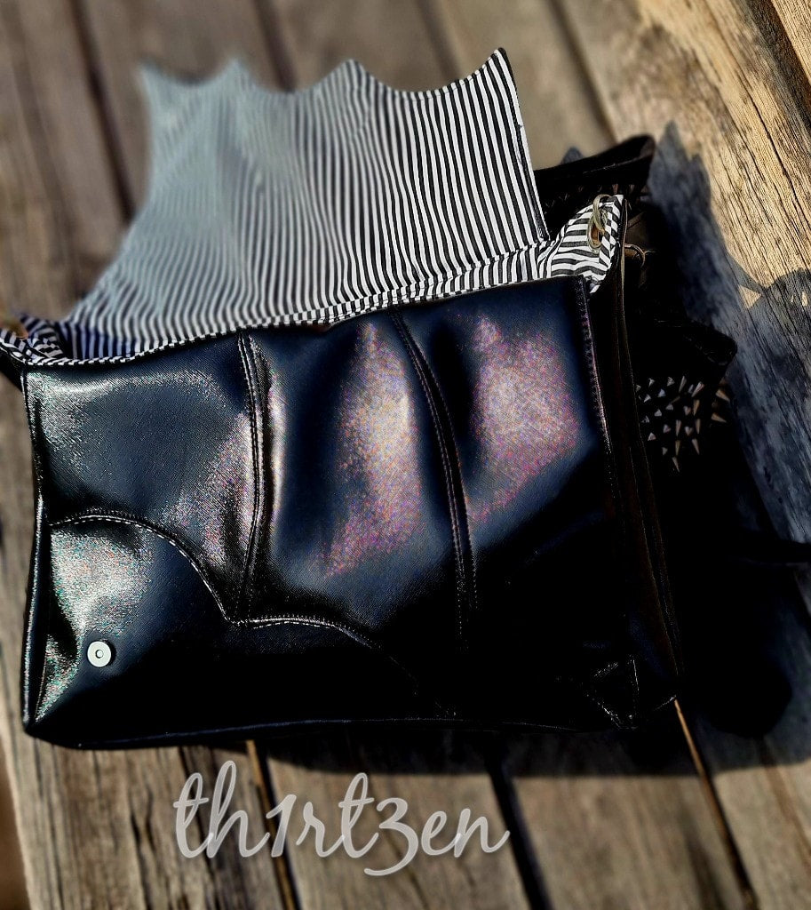 PATTERN - The Bat Company Bag