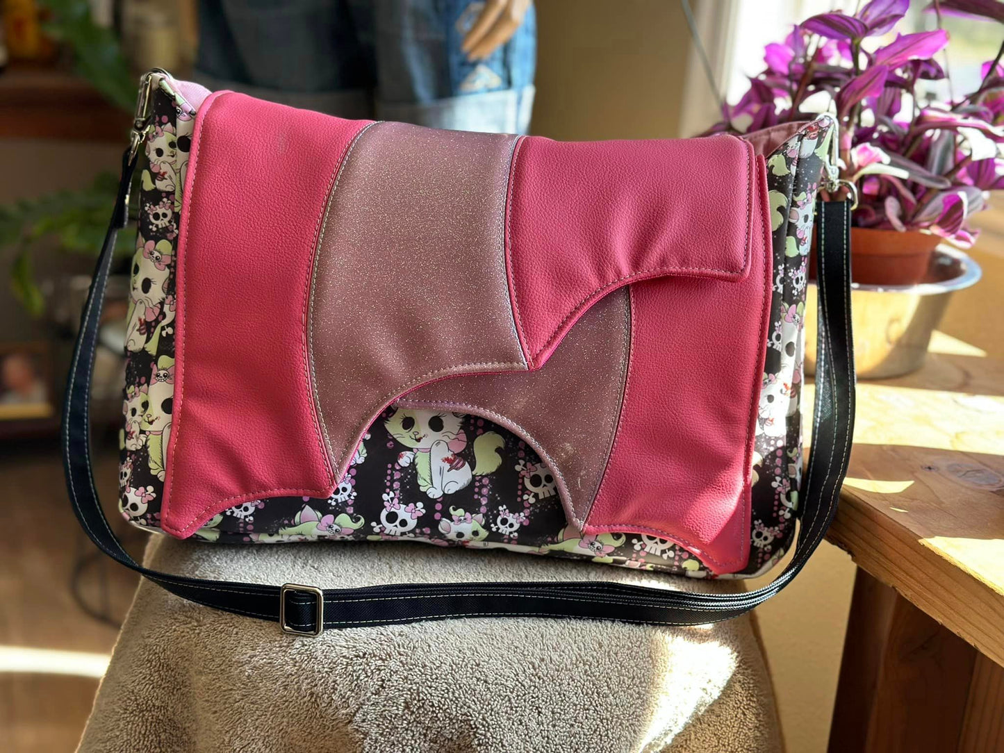 PATTERN - The Bat Company Bag