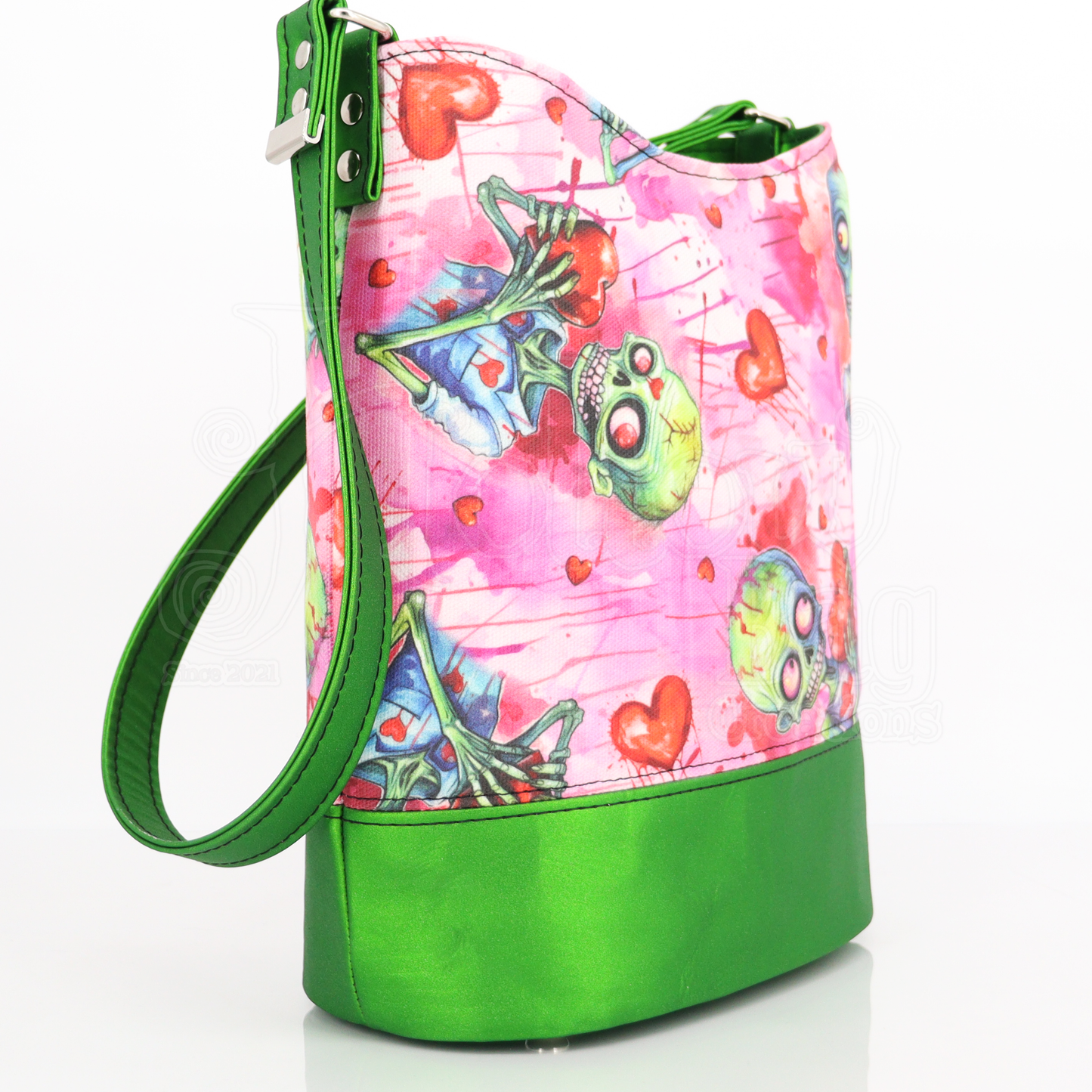 Bella Bucket - Green Love Zombies