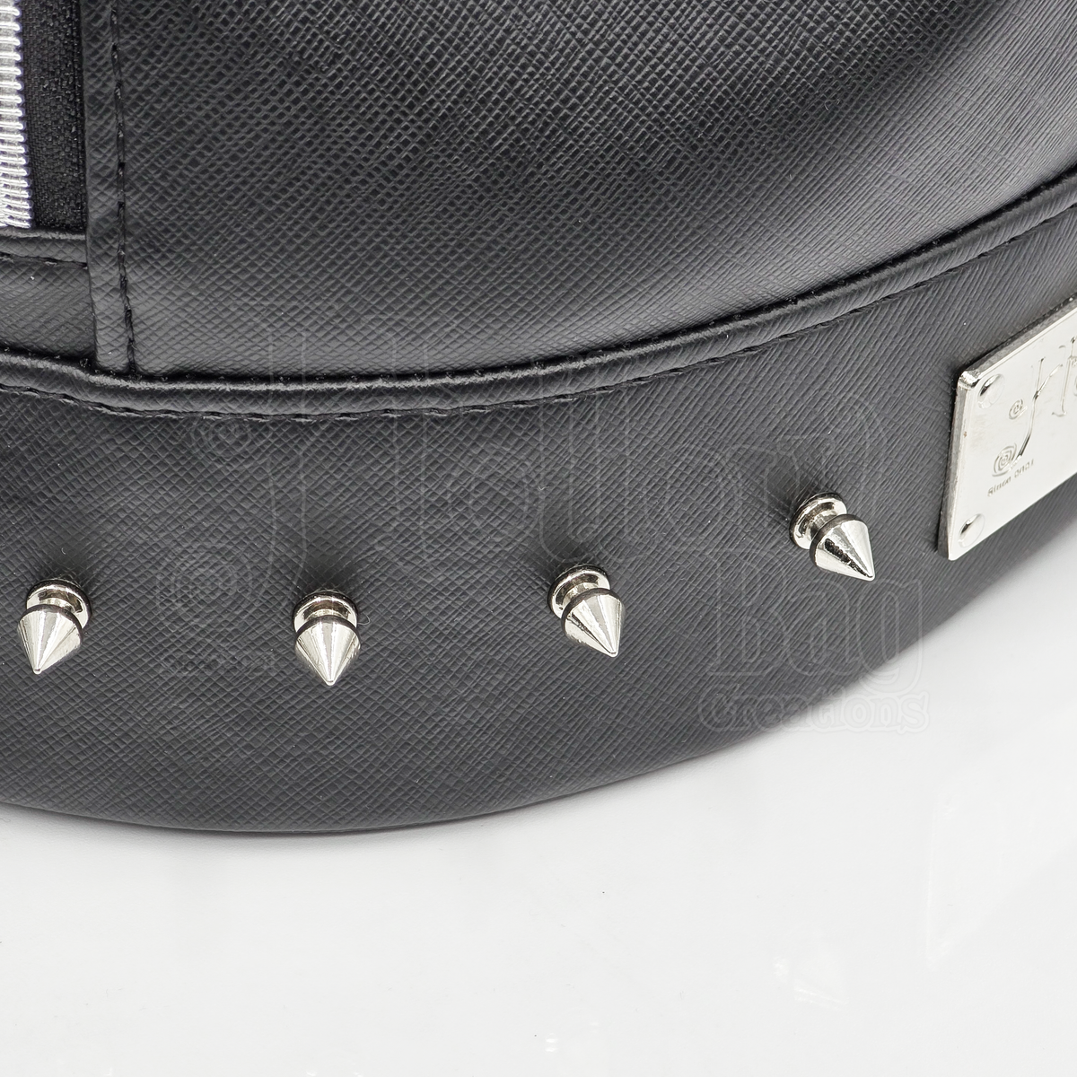 Morticia Bucket Bag