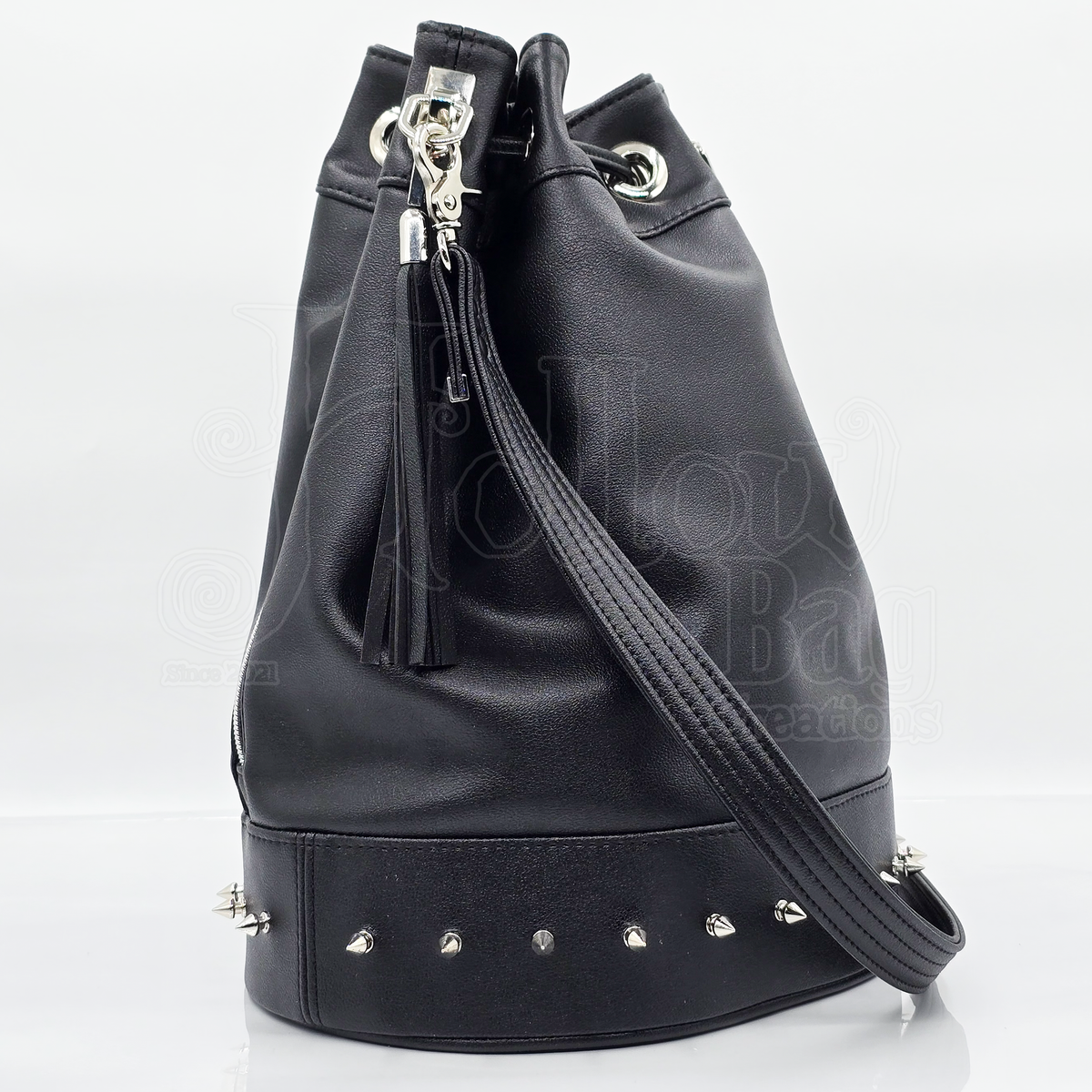 Morticia Bucket Bag