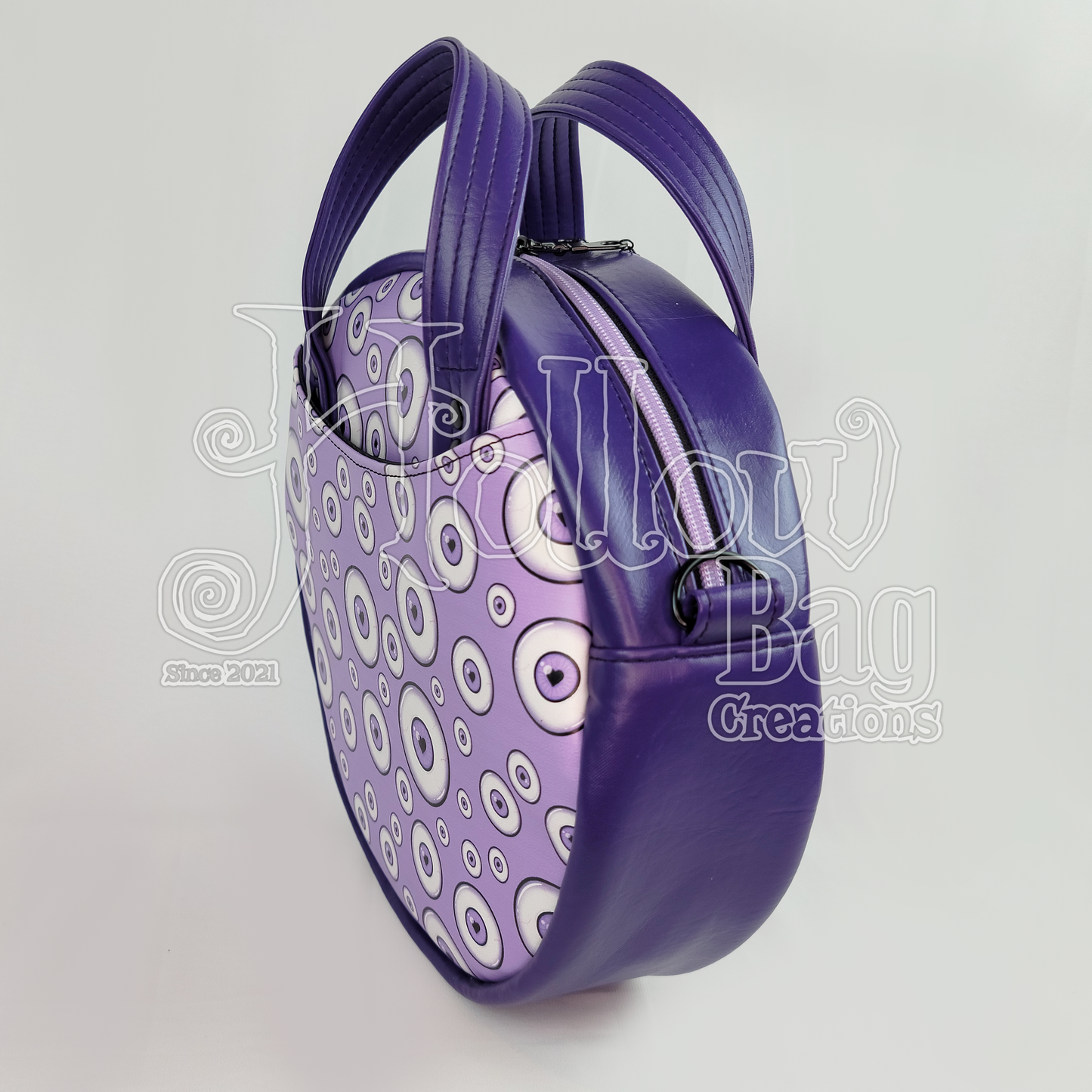 Heart Eyes Circle Bag