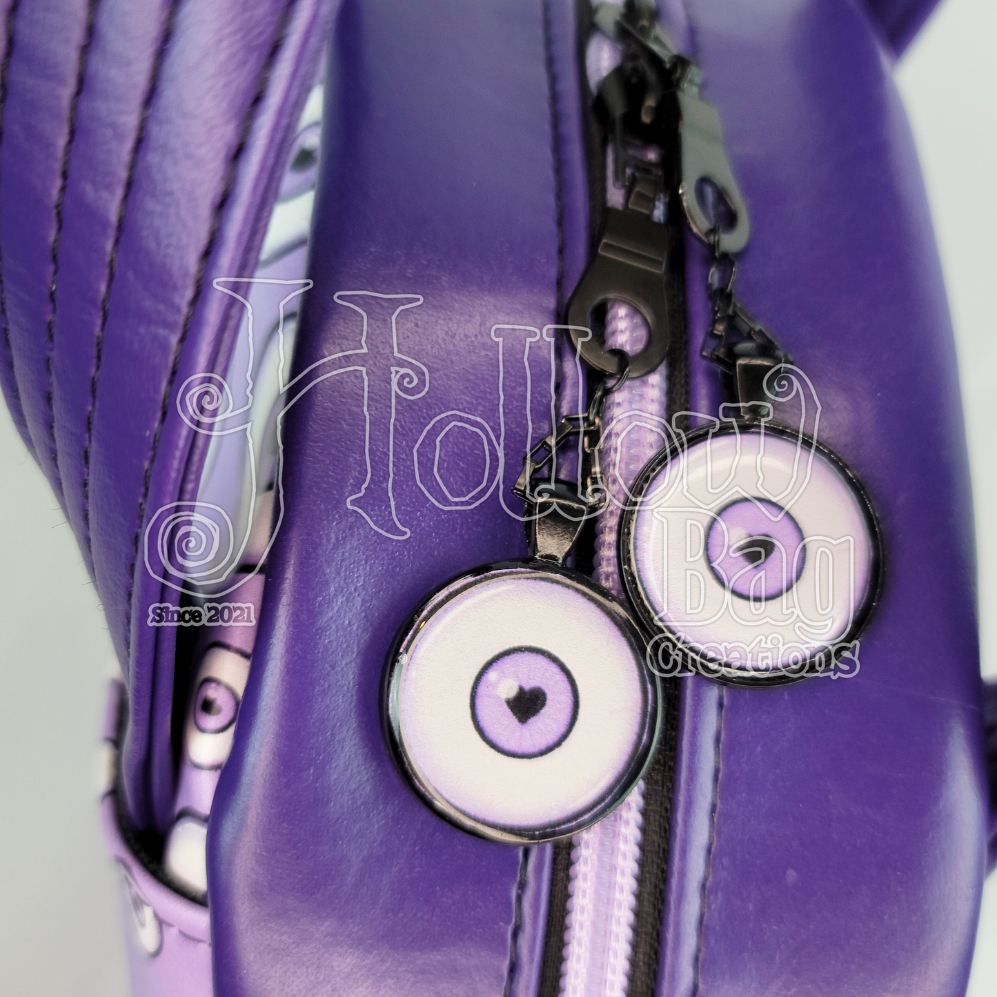 Heart Eyes Circle Bag