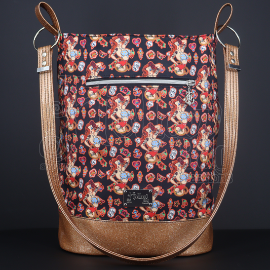 Jessica Pinup Bucket Bag