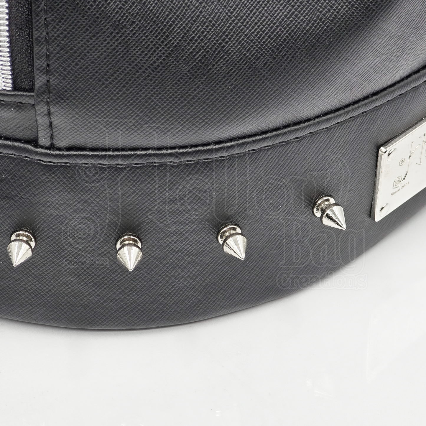 Morticia Bucket Bag