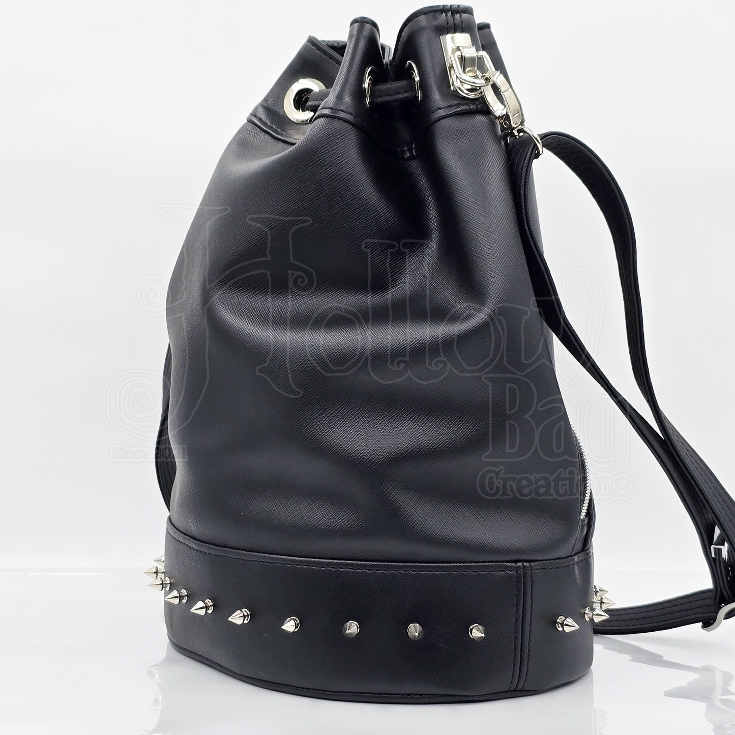 Morticia Bucket Bag