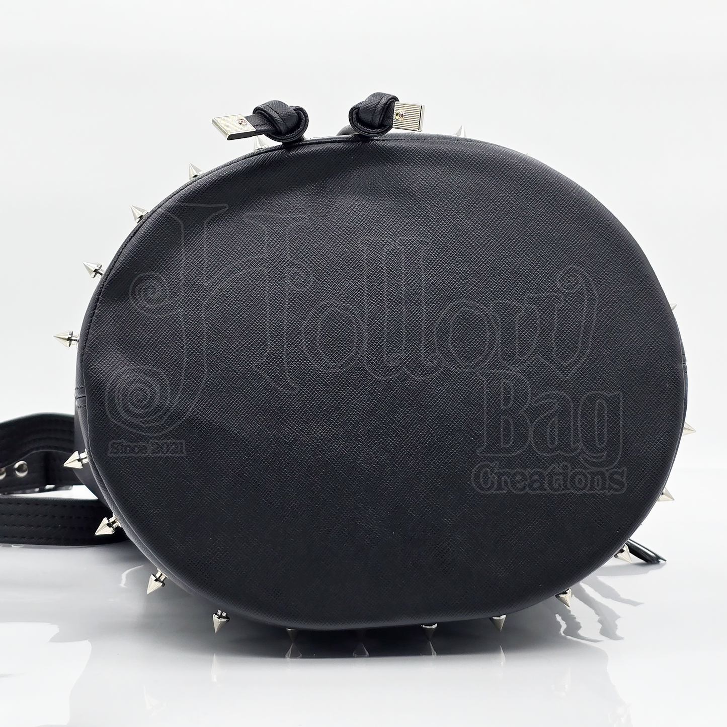 Morticia Bucket Bag