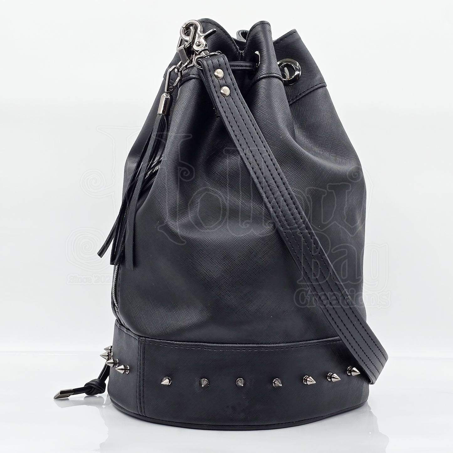 Morticia Bucket Bag