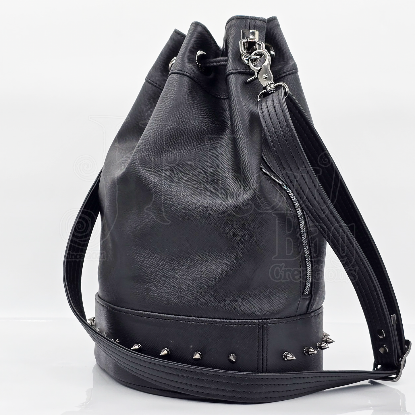 Morticia Bucket Bag