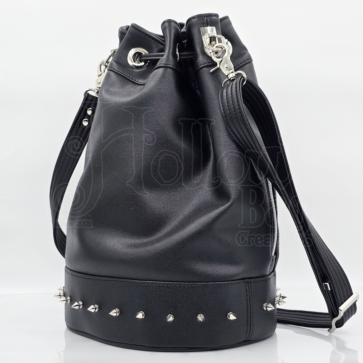 Morticia Bucket Bag