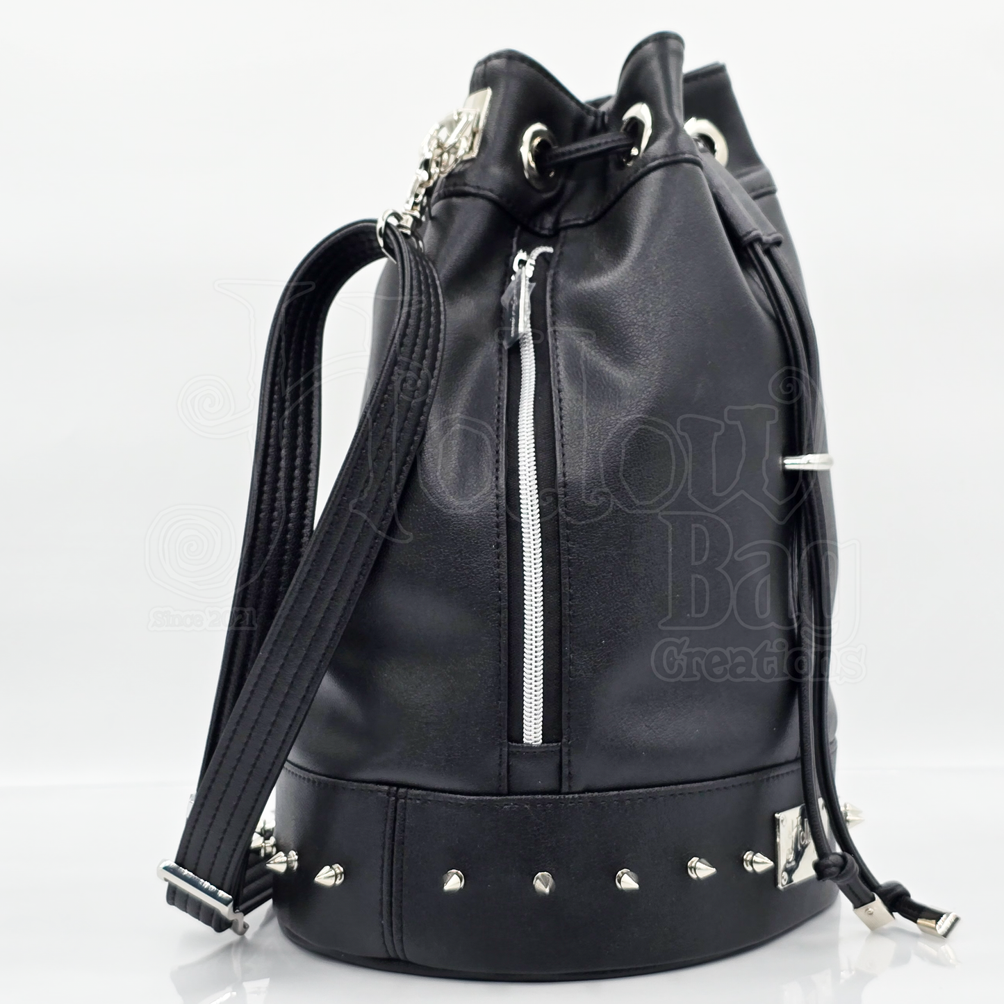 Morticia Bucket Bag