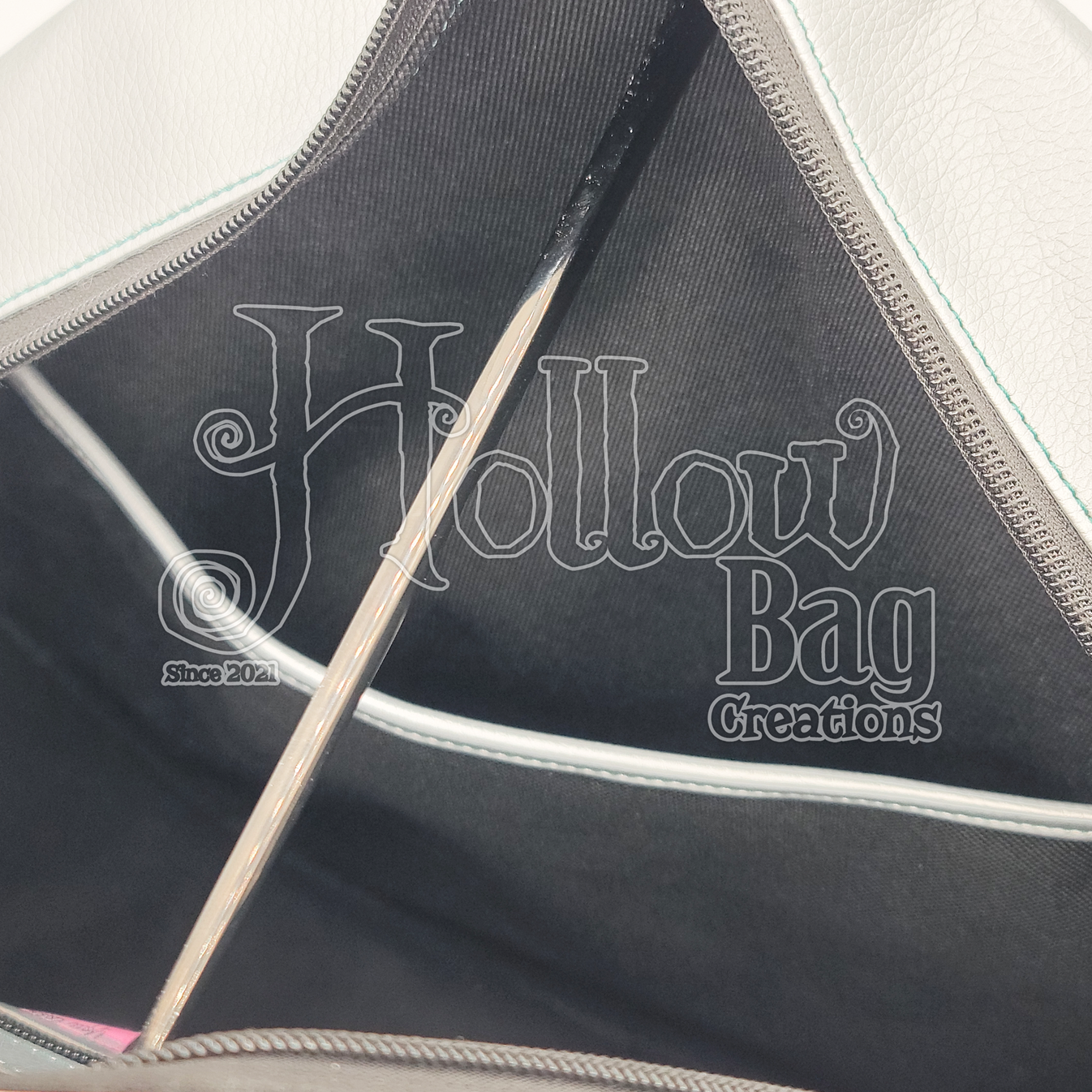 PATTERN - The Flatterer – Hollow Bag Creations